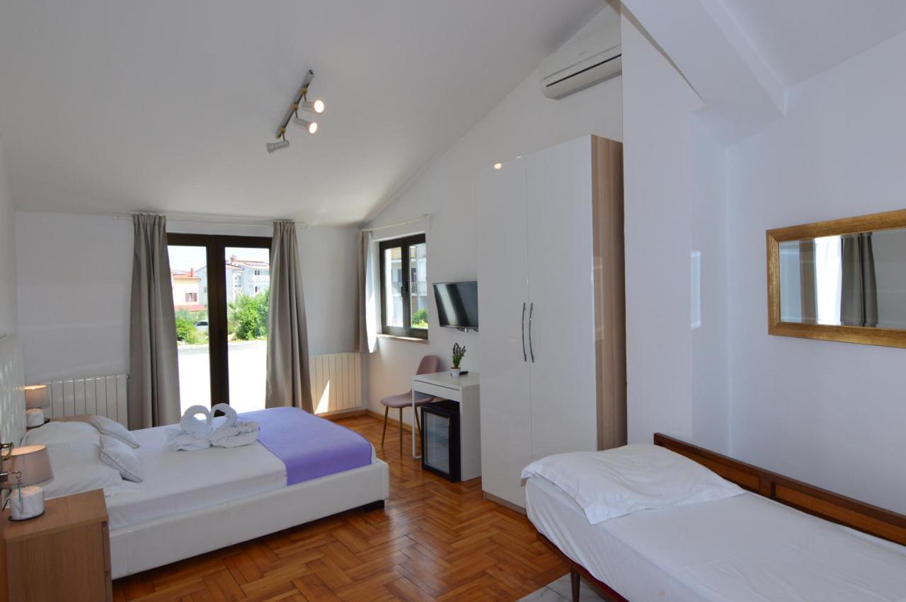 Gargamelo Pension Poreč Exterior foto